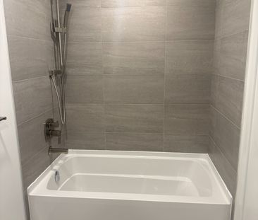 For Lease - 1 Fairview Road Unit# 1504, Mississauga, Ontario - Photo 6