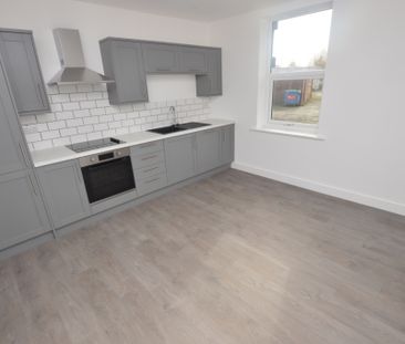 2 Bedroom Apartment - Photo 3