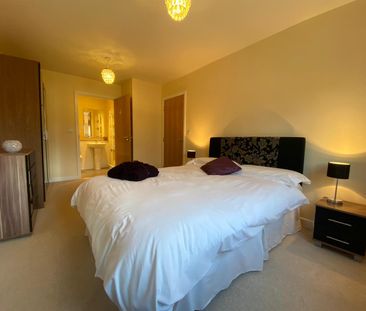 2 bedroom apartment - Photo 5