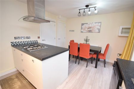 21, Maple Gardens, Leeds, West Yorkshire, LS6 1FL - Photo 4