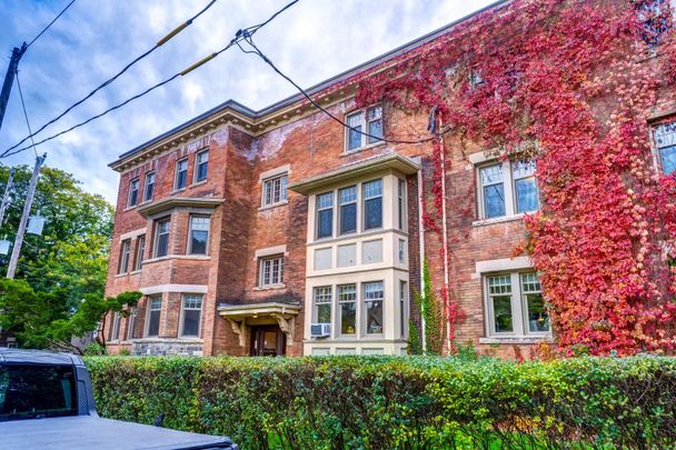 For Lease - 3 Lonsdale Road Unit# 7, Toronto, Ontario - Photo 1