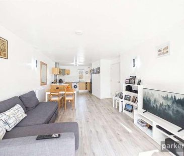Kennet Walk, Reading, Berkshire, RG1 - Photo 2