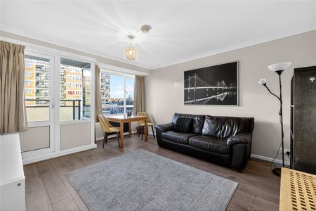 Chippendale House, Churchill Gardens, London, SW1V 3BX - Photo 3