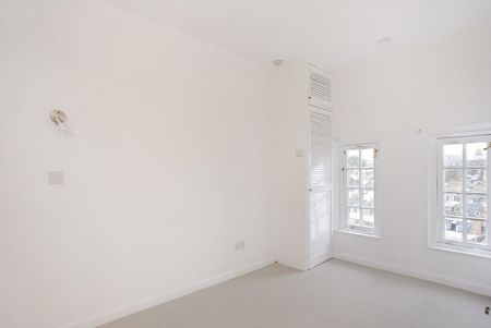 1 Bed Flat, Marlborough, SW3 - Photo 2