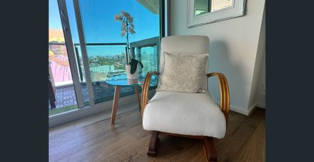 Zenith - Modern One Bed living in Potts Point w/ City and Harbour bridge view. - Photo 5