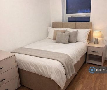 1 bedroom in a house share to rent - Photo 2