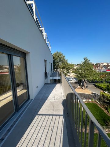 Apartment - Photo 2