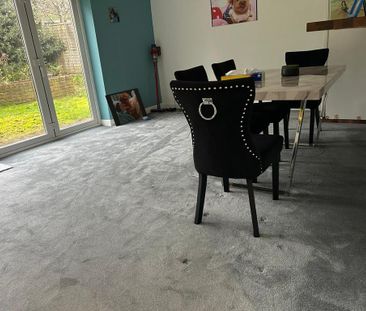 1 bedroom in a house share to rent - Photo 3