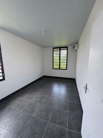 Location Appartement 3 pièces 79m² CAYENNE 97300 - Photo 5