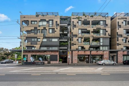Stunning Sustainable 2-Bedroom Apartment in Nightingale Brunswick East - Photo 2
