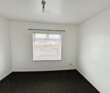 21 Ridgeway Street, Lisburn, BT28 1BY - Photo 3