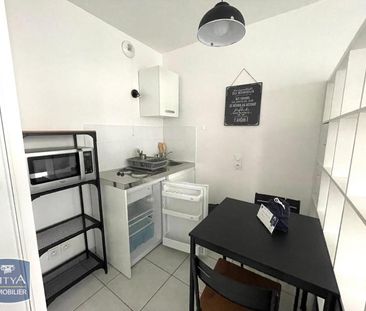 Location Appartement 1 pièce 24m² ST ETIENNE 42000 - Photo 3