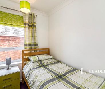 3 bedroom terraced house to rent - Photo 4