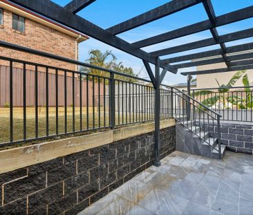 Contemporary Four-Bedroom Duplex in a Prime Menai Location - Photo 4