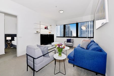 Alluring 2-bedroom apartment near Melbourne Central Station - Photo 2
