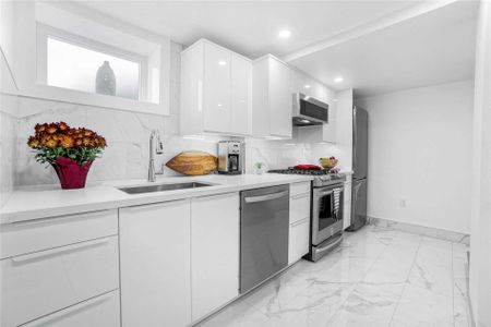 For Lease - 117 St Johns Road Unit# Lower, Toronto, Ontario - Photo 4