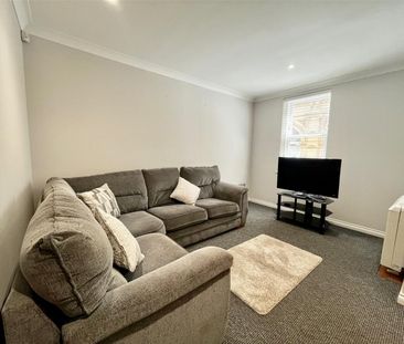 Curzon Place, Gateshead - Photo 1