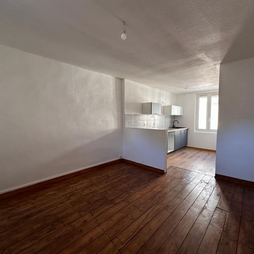 Location Appartement 3 pièces 46m² SETE 34200 - Photo 1