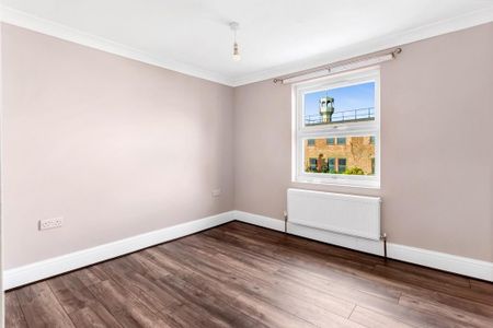 5 bedroom terraced house to rent - Photo 5