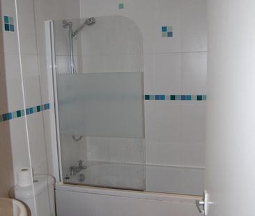 3 bedroom end of terrace house to rent - Photo 5