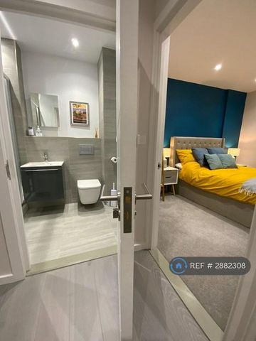 1 bedroom flat to rent - Photo 3