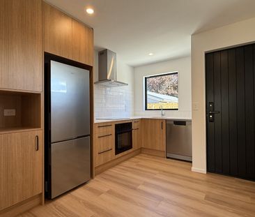 Unit 4, 102 Edinburgh Street, Spreydon, Christchurch - Photo 3