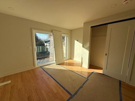 512-514 Roosevelt Ave - Photo 4