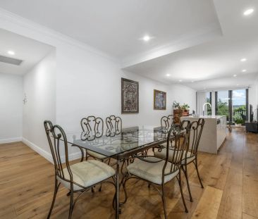 Urban Elegance Awaits: Contemporary Corner Apartment in the Heart o... - Photo 2