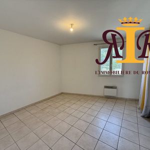 Appartement T2 de 52m² avec terrasse et deux places de parking privatives - Photo 2