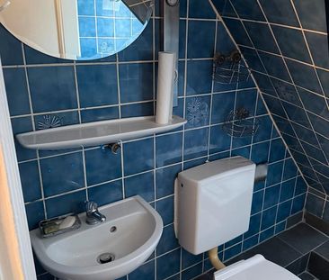 2 Zimmer Dachgeschosswohnung 450€ plus Nebenkosten - Foto 3