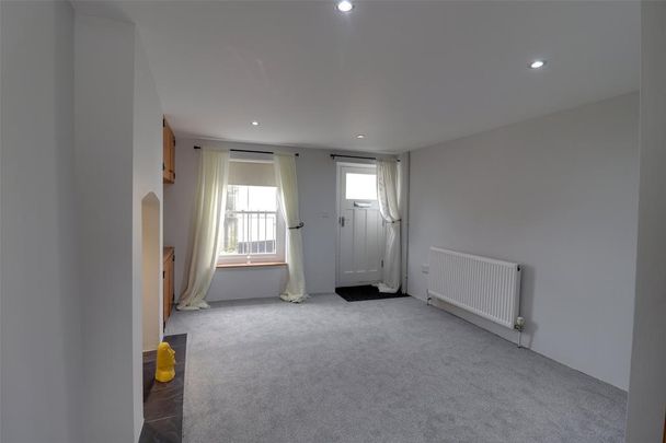 2 bedroom semi-detached house to rent - Photo 1