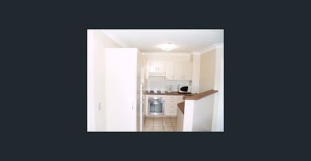 Prime location studio at Paradise Island Resort - Photo 4