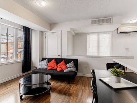 For Lease - 20 Rocking Horse Street Unit# Unit 2 (Coachhouse), Markham, Ontario - Photo 3