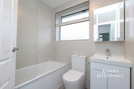 3 bedroom terraced house to rent - Photo 4