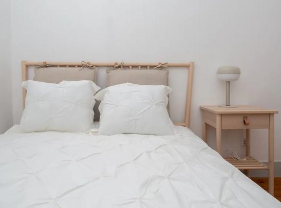 Rua do Carrião, Lisbon, Lisbon 1150-093 - Photo 1