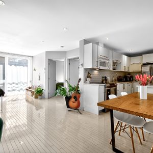 Superbe Condo Moderne Et Terrasse Privée - Photo 3
