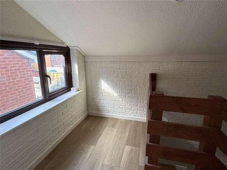 Pavilion Court, Newtown, Powys, SY16 - Photo 3