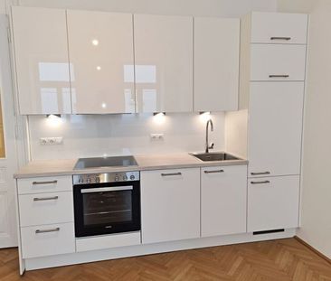 ERSTBEZUG, DAMBÖCKGASSE, 55 m2 Altbau, Wohnküche, 1 Zimmer, Duschba... - Photo 2