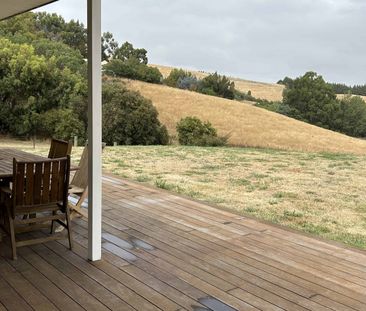 Two Bedroom Semi Furnished Cottage - Photo 2