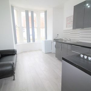 Fishergate Hill Flat 3, PRESTON, Lancashire PR1 8JD - Photo 2