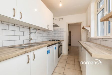 2 bedroom terraced house to rent - Photo 3