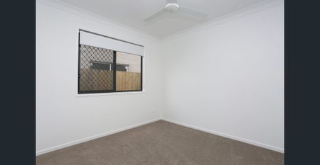 I AM LOOKING FOR A NEW FAMILY - Photo 4