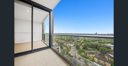 Contemporary apartment complete with magnificent views - Photo 2