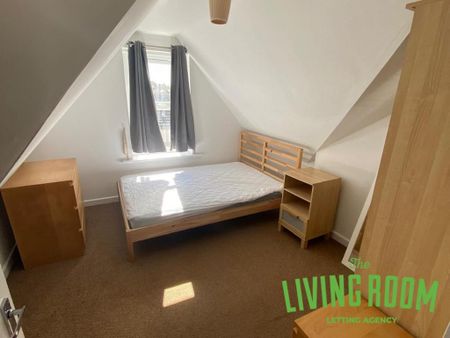 6 bedroom house to rent - Photo 2