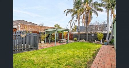 Spacious 3-Bedroom Home for Rent – 6-Month Lease - Photo 4