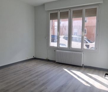 Location Appartement 2 pièces 56m² LE CREUSOT 71200 - Photo 1