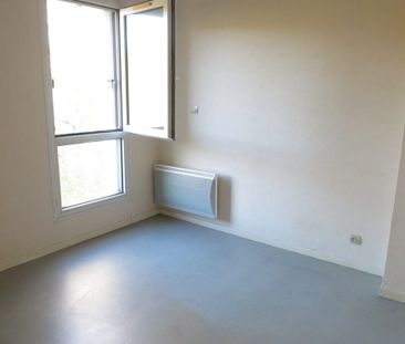 LOCATION APPARTEMENT T3, VIVONNE - Photo 1