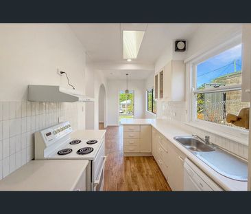 21 Mavis Street, Coffs Harbour, NSW 2450 - Photo 6