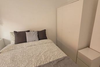 Carrer de Sant Lluís Bertran, Torrent, Valencian Community 46900