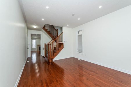 For Lease - 180 Pelee Avenue, Vaughan, Ontario - Photo 5